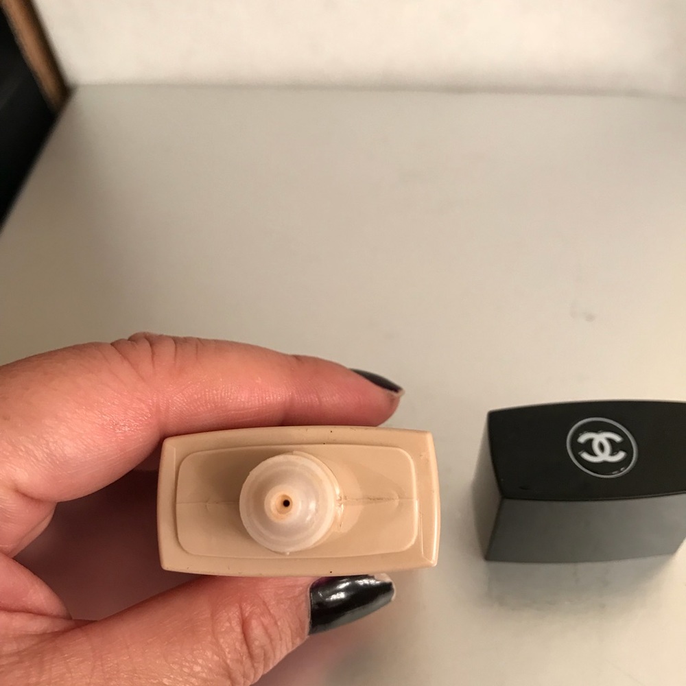 CHANEL Foundation - Picture 4 of 4